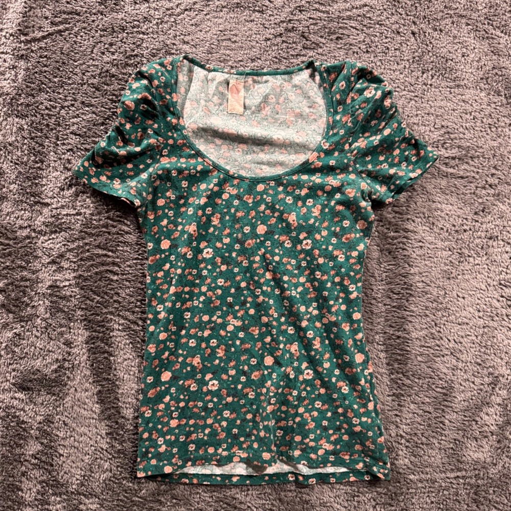 Green Ditsy Floral‎ Scoop Neck Puff Sleeve Top Ruched Short Sleeve Tee Small